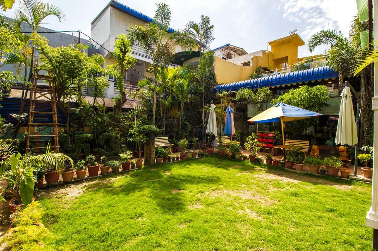 Hotel Ashrey Dehradun Exterior photo